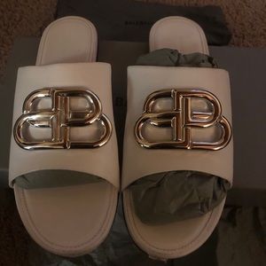 Balenciaga BB Oval Sandals